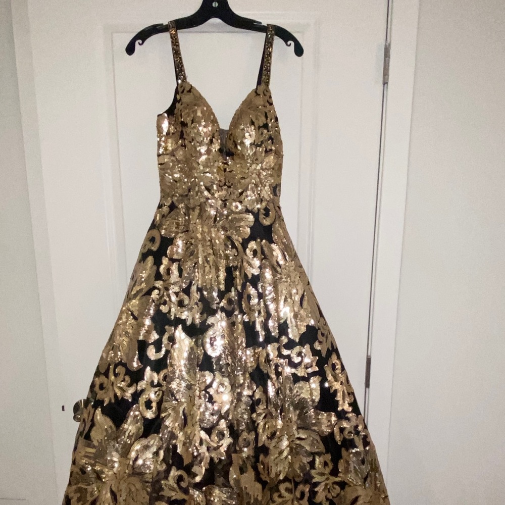 Prom dress